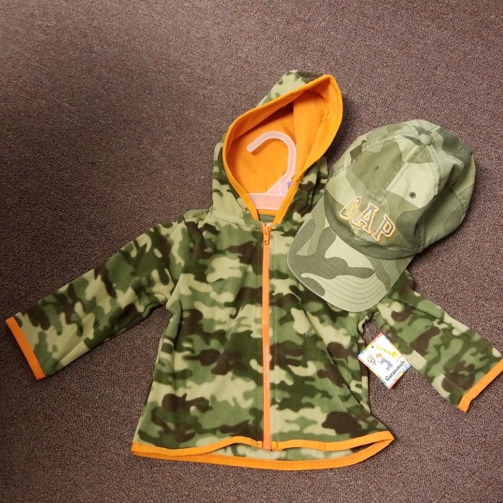 Camouflage boys bundle- GAP hat and fleece shirt